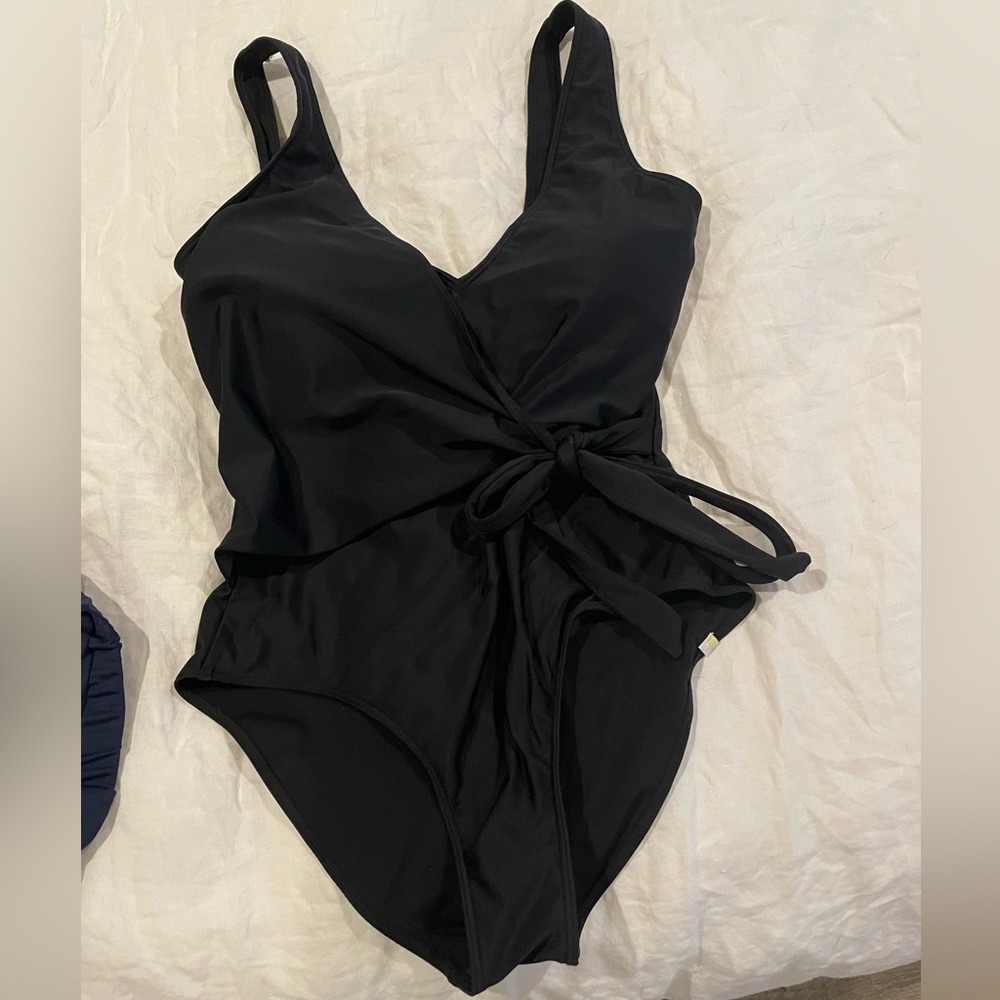 Black Summer Salt Perfect Wrap One Piece in Black - Size 10